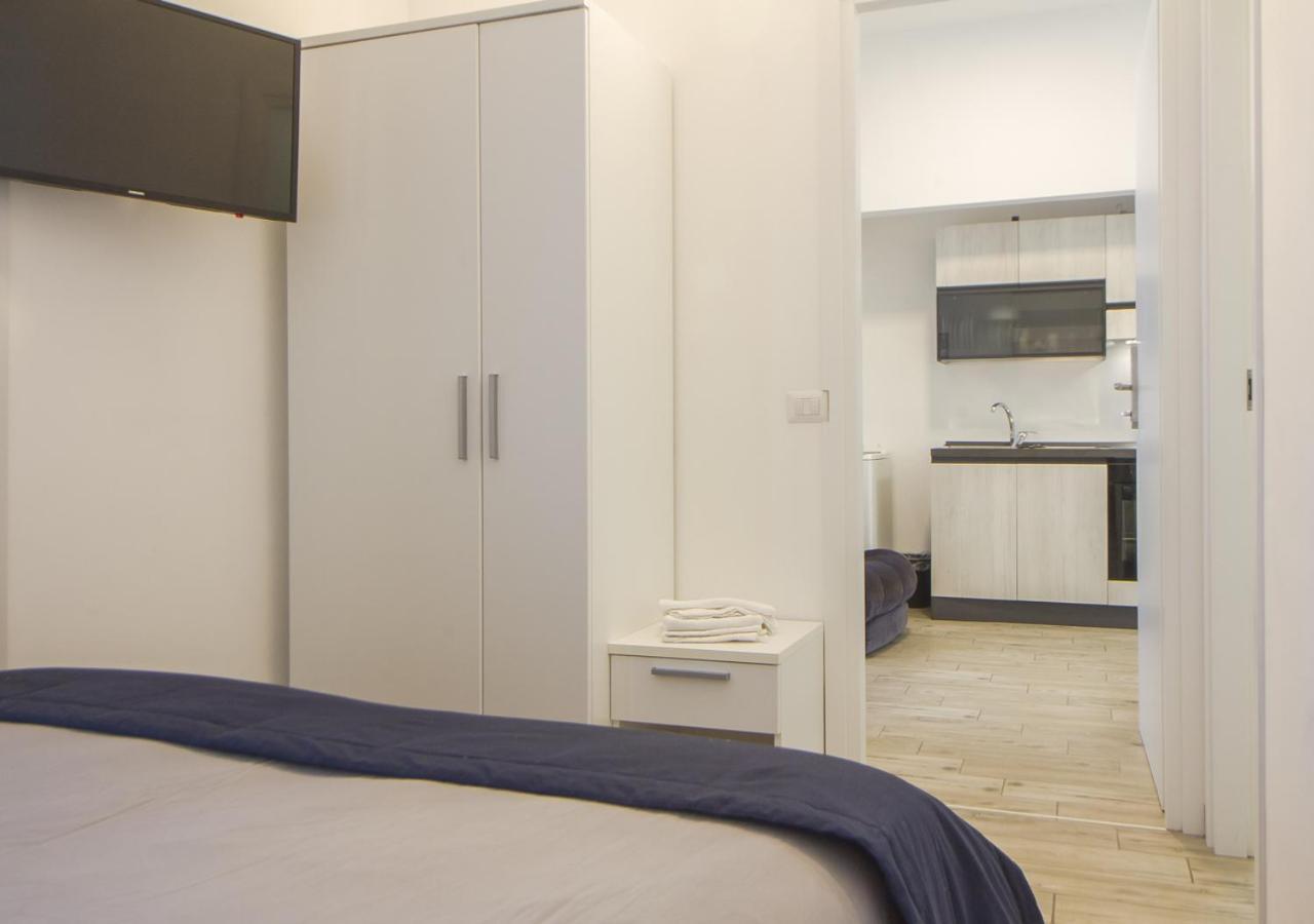 Appartamento Con 2 Camere E 2 Bagni In Centro Con Parcheggio Matera Exterior photo